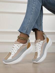 Sepatu Atletik Wanita dengan Kotak Jari Kaki Lebar, Jaring Bernapas, Kombinasi Warna, Bertali, Sol Tebal, Ringan untuk Lari, Jalan, dan Latihan, Cocok untuk Pemakaian Sehari-hari - MultiWarna - View 3