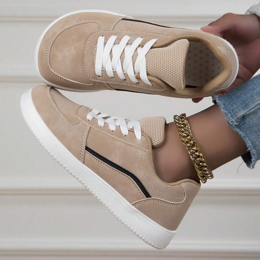 Unisex Wide Toe Retro Colorblock Sneakers, Lace-Up Lightweight Breathable Flat Casual Everyday Walking Shoes - Brown - View 1