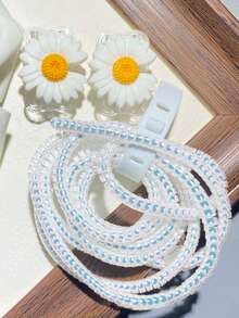White Wilted Daisy