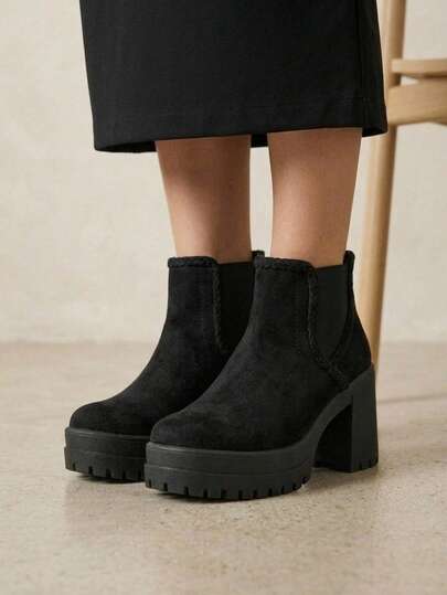 Botas de Tacón de Plataforma y Suela Dentada con Detalles Trenzados