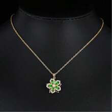 1pc Luxury Floral Rotating Pendant Rhinestone Necklace, Niche Design Sweet Collarbone Chain, Daily Atmosphere Matching Accessory - Rhinestone Flower - View 4