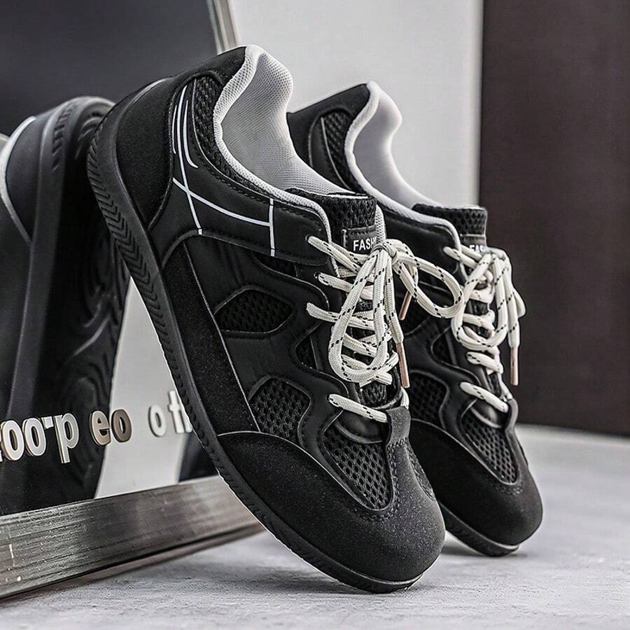 Men's New Breathable Casual Sports Shoes - Black - View 1