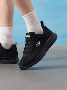 Skechers 男士綁帶輕量運動跑步鞋，舒適透氣緩震休閒鞋 8790230-BBK - 純黑色 - 查看 3