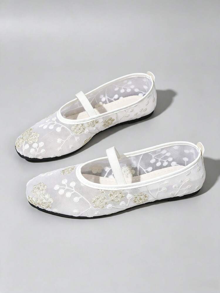 New Women's White Breathable Mesh Floral Square Toe Mary Jane Ballet Flats, Summer Casual Wide Fit Comfortable Commuter Shoes - White - View 5