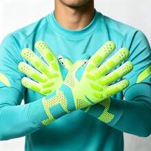 1 Pair Football Goalkeeper Gloves, Finger Protection Gear, Anti-Slip, Durable Training Gloves - Green - View 3