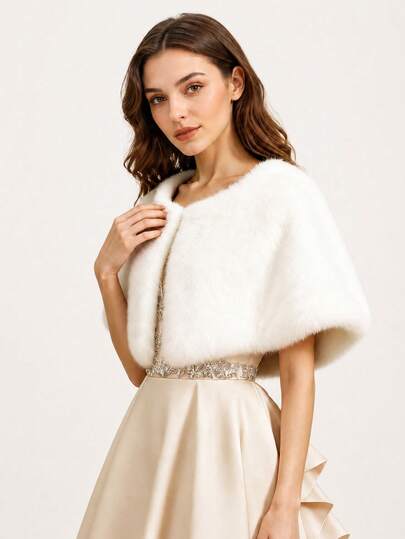 Elegante capa de piel sintética blanca para mujer, tela de felpa suave, adecuada para boda, vestido de noche, chal de banquete formal de lujo. Perfecto para novias, ocasiones de boda
