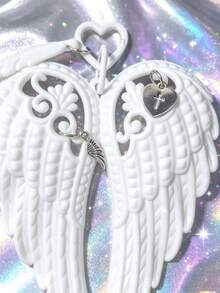 1pc Y2K Style White Wing Bag Charm, Cross Heart Wing Bag Accessory, Oversized Pendant Suitable For Preppy, Dark Gothic And Other Styles - White - View 3