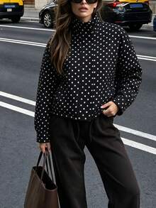 Jaket Pendek Kasual Wanita Model Vintage Warna Hitam dengan Motif Polkadot, Tali Serut, Bahu Jatuh, Potongan Longgar, Cocok untuk Perjalanan Sehari-hari - Hitam dan Putih - View 7