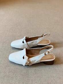 Sepatu Selop Wanita Musim Panas Model Baru dengan Hak Tebal, Ujung Datar, dan Ujung Persegi, Model Selop Tertutup - Krem - View 3