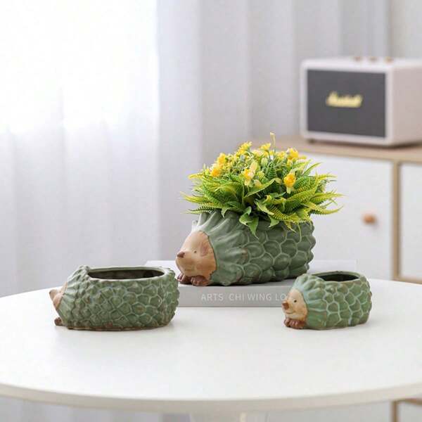 1pc Creative Kiln-Changed K Bronze-Colored Mini Ceramic Hedgehog Flower Pot Ornament, Cute Personalized Cartoon Animal Shape, Desktop Micro Landscape Planter Container, Home Balcony Decoration Fun Craft Small Ornament