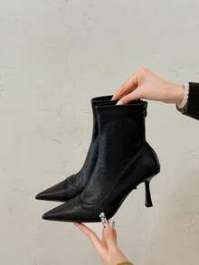 Sepatu Bot Ankle Hak Tinggi Stiletto Ujung Lancip Modis, Sepatu Bot Klasik Amerika Model Baru Musim Gugur/Dingin dengan Resleting Belakang - Hitam - View 5