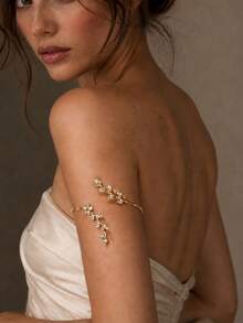 1pc New Leaf Arm Bracelet Niche Design Rhinestone Bangle Fashion Accessory - Gold - View 1