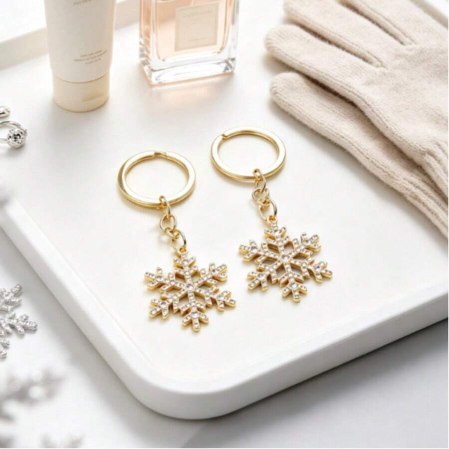 2pcs Zinc Alloy Rhinestone Snowflake Keychain, Luxury Gold Base Full Rhinestone Hollow Craft, Suitable For Bag Pendant, Car Key Accessory, Exquisite Small Gift For Girls And Best Friends In Winter And Christmas - Multicolor - View 1