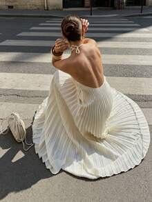 2026 Spring/Summer New Fashion Elegant Casual Commute Daily Date Holiday Travel Tea Party Beach Pleated Backless Halter Neck Dress - Beige - View 2
