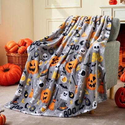 1PC Light Gray Background Cartoon Halloween Pumpkin Ghost Flannel Blanket, Gray Base Covered With Pumpkin Lanterns, Little Ghosts, Witch Brooms, Wizard Hats, Bats, Spider Webs, Moons, Magic Bottles, BOO Funny Letters And Other Classic Halloween Elements, Vintage Gray Tone Contrasting Orange Yellow Pattern, Full Of Childhood Fun Holiday Atmosphere, Super Soft Flannel Skin-Friendly And Warm, Suitable For Sofa Throw, Bedroom Nap Blanket, Dorm Decor, Halloween Theme Holiday Gift.