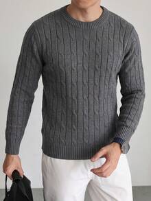 Sweater Rajut Kabel Pria Model Slim Fit Bahu Reguler Leher Bulat Lengan Panjang - Grey - View 1