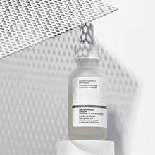 Serums & Facial Treatment - White - View 5