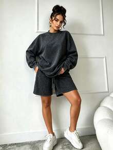 RNU Vintage Distressed Snowflake Wasteland Style Casual Sweatshirt & Shorts 2 Pieces Set, Loose Long Sleeve Sweatshirt With Wide Leg Bermuda Shorts, Autumn/Winter Sweatshirt Set, Home Leisure Street Party Outfit, Versatile Preppy Style, Spring/Autumn New 2 Pieces Set - Black - View 6