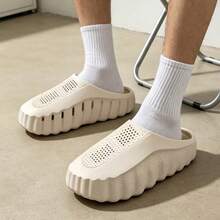 1 Par Sandalias Casuales Para Hombre Tipo Nube, Suela Gruesa Antideslizante, Chanclas Ligeras De EVA Para Interior Y Exterior, Verano - Beis - Ver 3