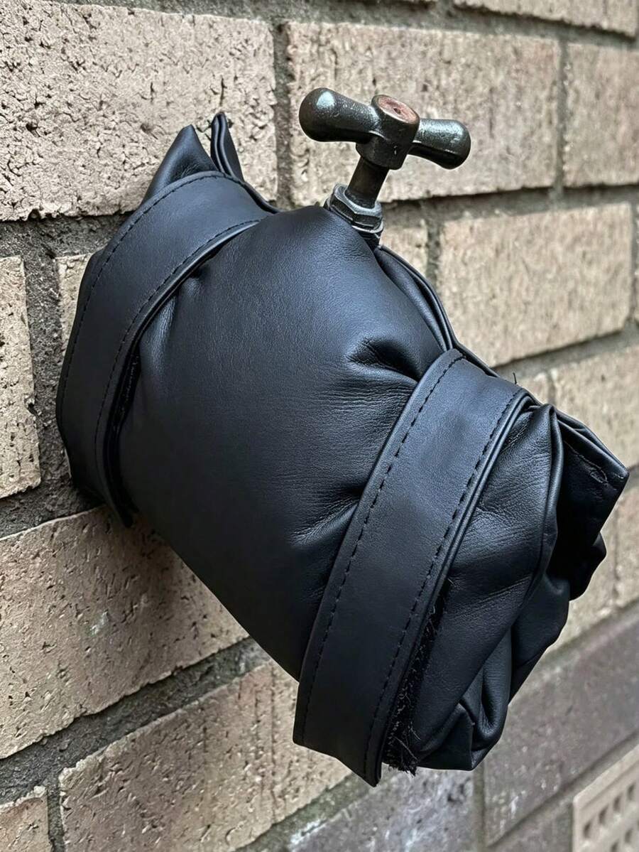 Outdoor Faucet Anti-Freeze Protection Cover; Winter Leather Faucet Cover, Outdoor Garden Faucet Insulation Sleeve, Thickened Cold-Resistant Anti-Freeze Protection Cover. Faucet Insulation - Outdoor Faucet Dedicated Anti-Freeze Protection Sleeve.