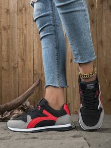 Sepatu Sneakers Kasual Retro Colorblock Unisex dengan Ujung Jari Kaki Lebar - Hitam dan Merah - View 3