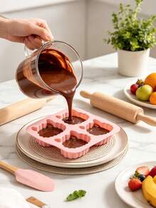 4-Cavity Cartoon Alpaca Silicone Mold 2 Pieces Set With Dropper, Easy Release, DIY Chocolate Jelly Pudding Baking Tool, Suitable For Handmade Baking, Chocolate Making, Cake Decoration, Handmade Soft Candy, Home Baking - Multicolor - View 4
