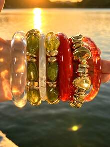 7pcs Multi-Layered Fashion Minimalist Elegant Exquisite Vintage Design Colorful Resin Red White Green Geometric Asymmetrical Tie-Dye Pattern Elastic Bracelets With CCB Metal Style Chunky Bangle Set, Holiday Vacation Party Date Gift, Daily Commute Wear, Personalized - Multicolor - View 2