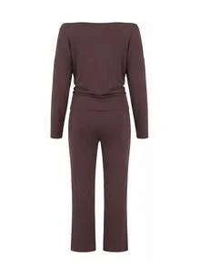 LovelyWholesale Women Off Shoulder Long Sleeve Slim Top, High Waist Flared Leg Pants With Contrast Foldover Waistband 2 Pieces Set, Daily Outfit Fall Outfit - Brown - View 7