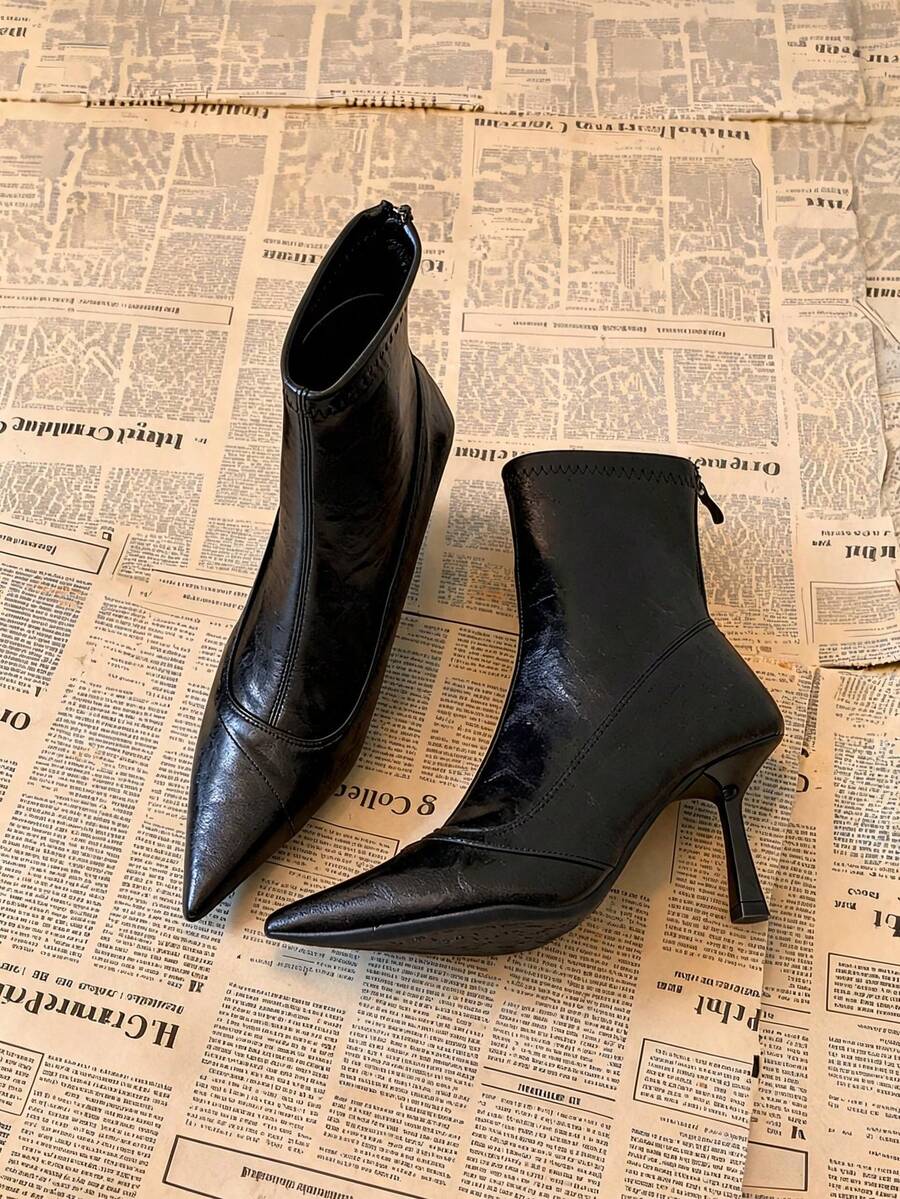 Sepatu Bot Ankle Hak Tinggi Stiletto Ujung Lancip Modis, Sepatu Bot Klasik Amerika Model Baru Musim Gugur/Dingin dengan Resleting Belakang - Hitam - View 1