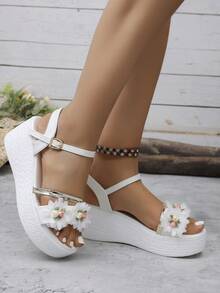 1 Pair Floral Print Beach Buckle Sandals - White - View 7