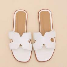 Halloween Luxury Women's Summer Outdoor Slippers 2026 Niche New Style One-Strap Flat Versatile Beach Sandals - White - View 10