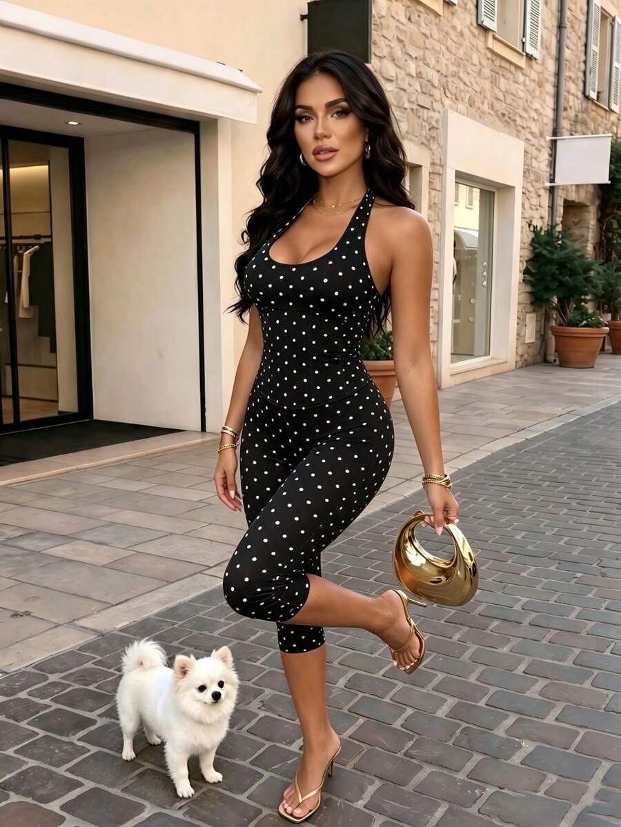 AIJ 女款優雅波點印花掛脖露背兩件套,彈性修身休閒性感套裝,適合日常穿著、通勤、外出、度假搭配,隨機印花,萬聖節場合 - 黑底白波點 - 查看 1