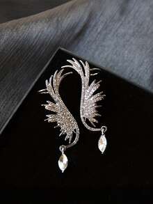 2pcs Korean Style Crystal Angel Wing Clip Earrings, Elegant & Shiny Crystal Winged Ear Cuffs, Luxury Bridal Wedding Rhinestone Earrings For Women - Multicolor - View 4