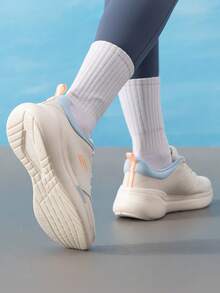 Skechers 女款輕量運動跑步鞋 VAPOR PLUS 綁帶式運動鞋 舒適透氣緩震休閒鞋 150224-NTMT - 自然色/多色 - 查看 4