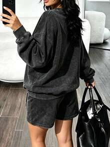 RNU Vintage Distressed Snowflake Wasteland Style Casual Sweatshirt & Shorts 2 Pieces Set, Loose Long Sleeve Sweatshirt With Wide Leg Bermuda Shorts, Autumn/Winter Sweatshirt Set, Home Leisure Street Party Outfit, Versatile Preppy Style, Spring/Autumn New 2 Pieces Set - Black - View 9