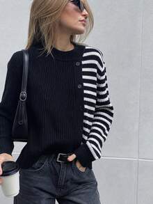 2026 Autumn/Winter Women's New Striped Patchwork Thick Sweater With Buttons - Black and White - View 2