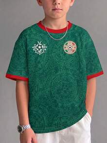 1 Stück Jungen American Football Trikot Kurzarm T-Shirt, mexikanischer Stil All-Over-Muster Totem-Emblem Kontrast Rot Saum Sport-Top, atmungsaktiv schnelltrocknend Fan T-Shirt, Streetwear Cool Style Lässig Outdoor Sport Kinderbekleidung - Grün - Übersicht 2