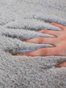 1pc Gray Plush Rug, Soft Faux Rabbit Fur Asymmetrical Carpet Mat, 1-5cm Trimming Tolerance, Suitable For Christmas, Thanksgiving And New Year Decoration, Soft & Skin-Friendly, Home Decor Rug For Living Room, Bedroom, Bathroom Or Kitchen, Multiple Colors Available, Bedroom Carpet, Decorative Rug, Small Rug, Carpet, Home Decor, Living Room Rug - Grey - View 11