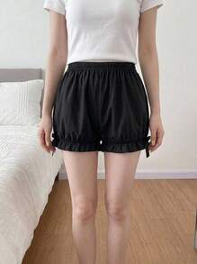 Dreamivo Celana Pendek Keselamatan Wanita Kontras Lace Scallop Plain - Hitam - View 2