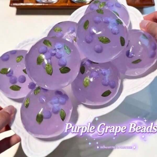 1pc Purple Grape Bead Transparent Handmade Squeeze Ball, Transparent Jelly Stress Relief Toy With Dried Flower Decoration, ASMR Soft Squeezable Decompression Toy, Suitable For Teens And Adults, Birthday Gift, Christmas Gift, Surprise Gift, Holiday Gift