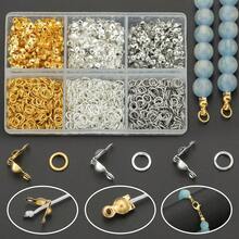 600 st DIY-assortiment av kopplingsringar och delar, inklusive hoppringar och spännen, lämpligt för flätning, DIY-smycken, halsband, armband, nyckelringar, pärlkopplingar, ändkapslar, avslutningsspännen, öppna hoppringar och smyckespännen, tillbehörsmaterial för smyckestillverkning - Knapp & ögla - Visa 1