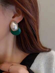 1 Pair Of Fashionable Personalities Exquisite And Elegant Faux Pearl Earrings Suitable For Women's Daily Commuting ﻿ ﻿ - Green - View 4