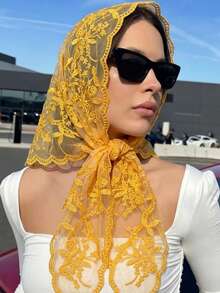 1PC Women's Solid Color Floral Lace Triangle Scarf, Lace Mantilla Veil, Triangle Lace Veil, Minimalist Elegant Elegant Lightweight Sheer Triangle Scarf, Bridal Veil, Hollow Lace Trim Decorated Wedding Veil Headscarf, Boho Chic, Wedding Veil, Fashionable Versatile Suitable For Banquet, Ball, Outdoor Photography, Wedding, Match With Dress, Scarf Dress - Multicolor - View 18