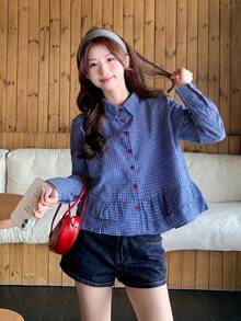 Blus Wanita Motif Kotak-kotak Gaya Korea dengan Kancing dan Hiasan Rumbai - Biru - View 5