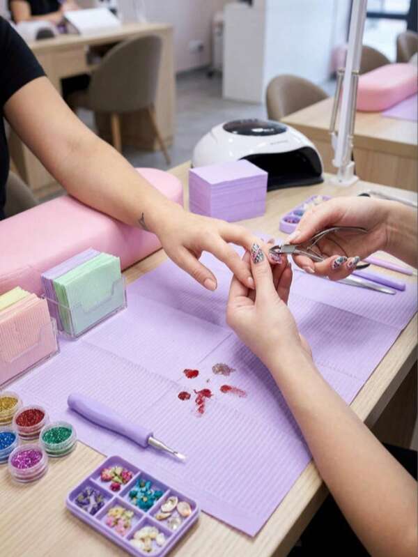 60/30/10Pcs Disposable Nail Art Table Mat, Waterproof Manicure Practice Pad, Foldable Absorbent Nail Desk Table Cover Protector For Gel Polish Nail Salon Home DIY Supplies