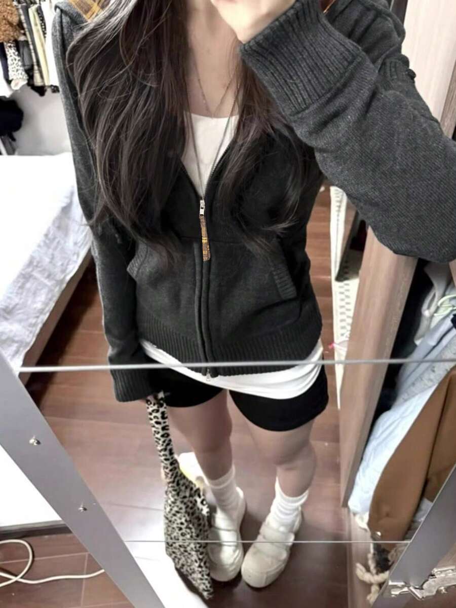 Vintage Plaid Hooded Grey Knit Cardigan Sweater Jacket, Slim Fit, High-End Korean Style Spring Top For Women