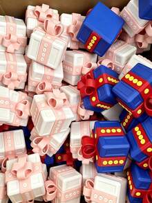 1 buah Kotak Hadiah Seru dengan Tutup Sekrup Plastik - Bentuk Geometris Interaktif, Hadiah Kreatif untuk Natal, Ulang Tahun, dan Hari Valentine; Wadah Plastik Tahan Lama, Dapat Digunakan Sebagai Kotak Penyimpanan Uang Tunai atau Kartu, Desain Tutup Sekrup, Pilihan Terbaik untuk Hadiah Liburan (Natal/Halloween) - Berbagai gaya - View 9
