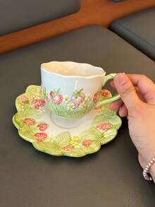 Embossed Underglaze Painted Strawberry Ceramic Cup And Saucer Set, Coffee Cup, Milk Cup, Breakfast Cup, Afternoon Tea Cup, Suitable For Home And Office, Perfect Holiday Birthday Housewarming Gift - Multicolor - View 7