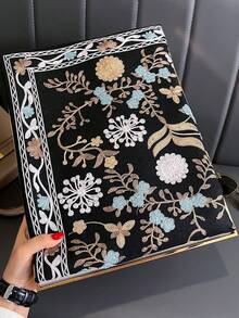 1件女款秋冬仿羊絨刺繡圍巾，加厚保暖披肩斗篷，附流蘇，波希米亞風旅行披肩 - 黑色 - 查看 2