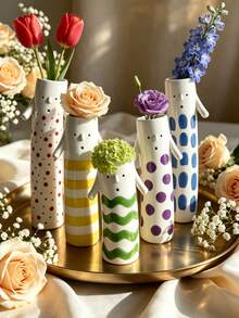Cute Cartoon Character Resin Flower Vase, Green Wavy Stripes Face Vase With Small Arms, Creative Desktop Ornament, Tabletop Decor For Bedroom Living Room Shelf, Boho Home Decorative Gift - Figurine - View 3